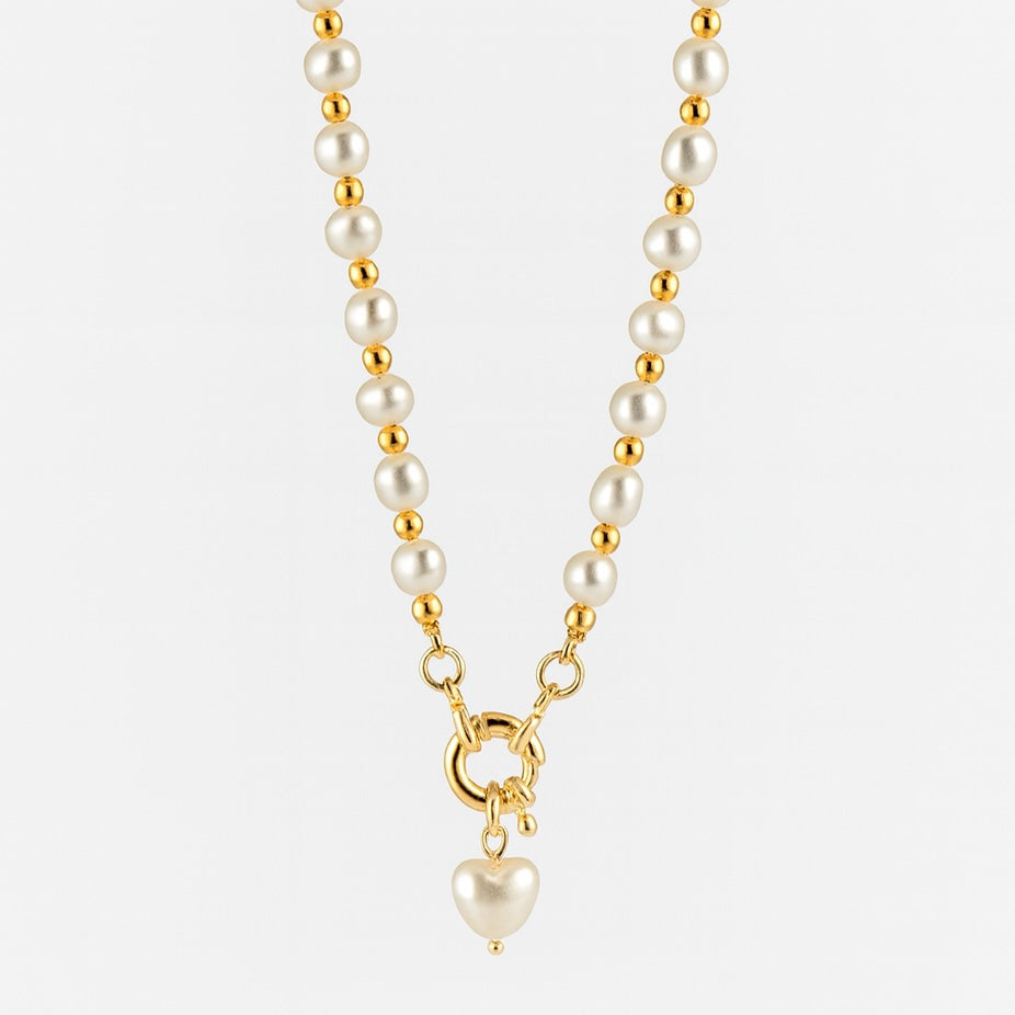 Pearl Necklace with Heart Pendant – Gold or Silver Plated
