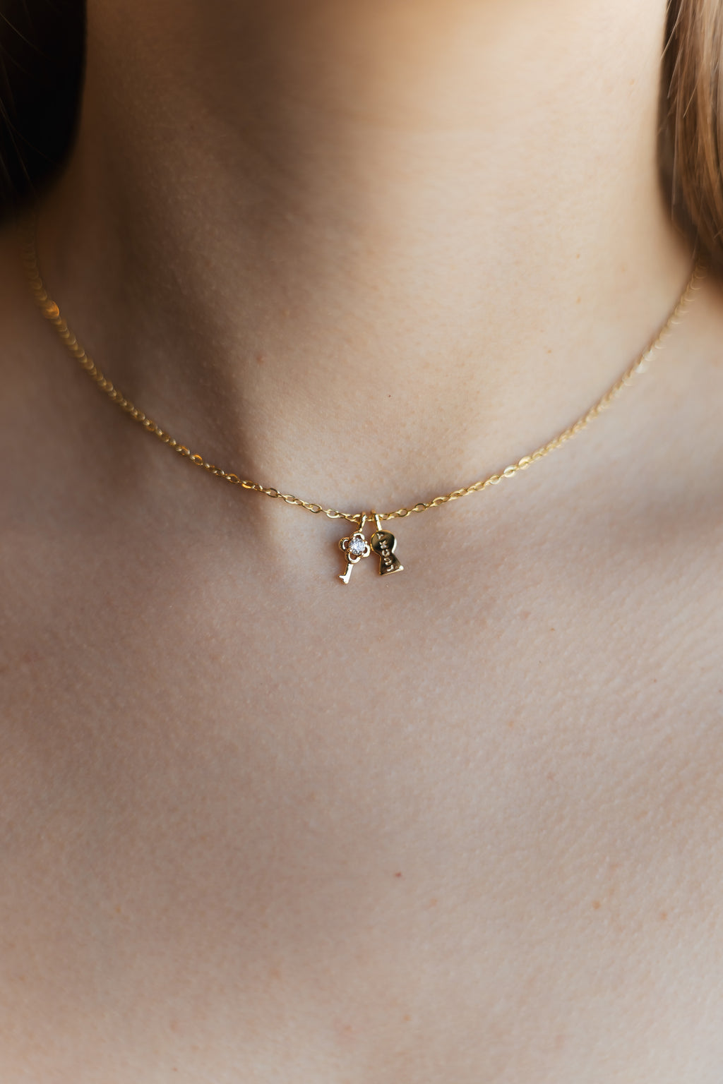 Sedy Jewelry Gold Plated Key and Lock Pendant Necklace, 40+5 cm Chain